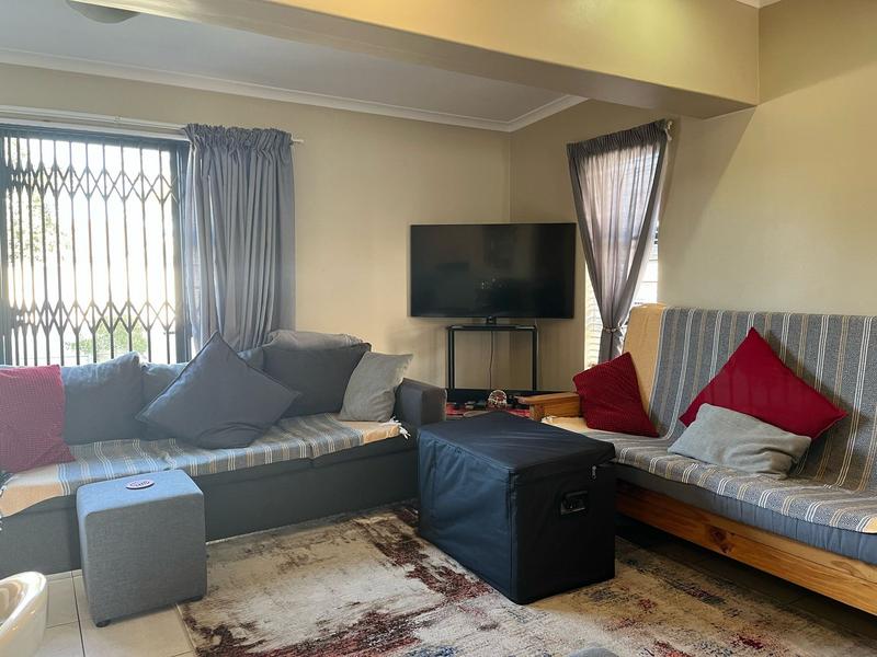 To Let 3 Bedroom Property for Rent in Bonnie Brae Western Cape